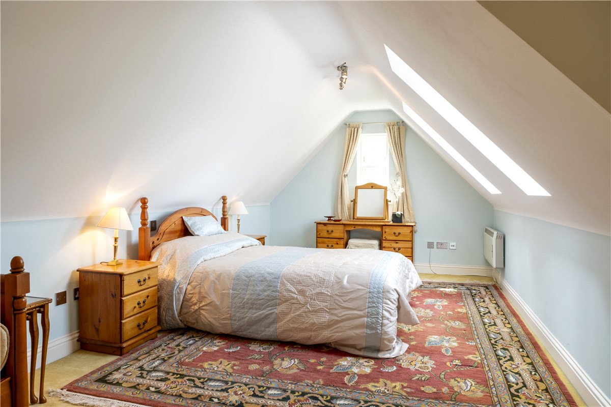 7 bedroom House, Milton Lilbourne, Pewsey, SN9 - Available, Image 14