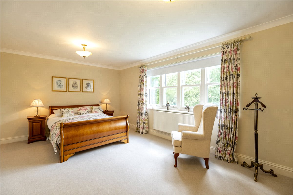 7 bedroom House, Milton Lilbourne, Pewsey, SN9 - Available, Image 14