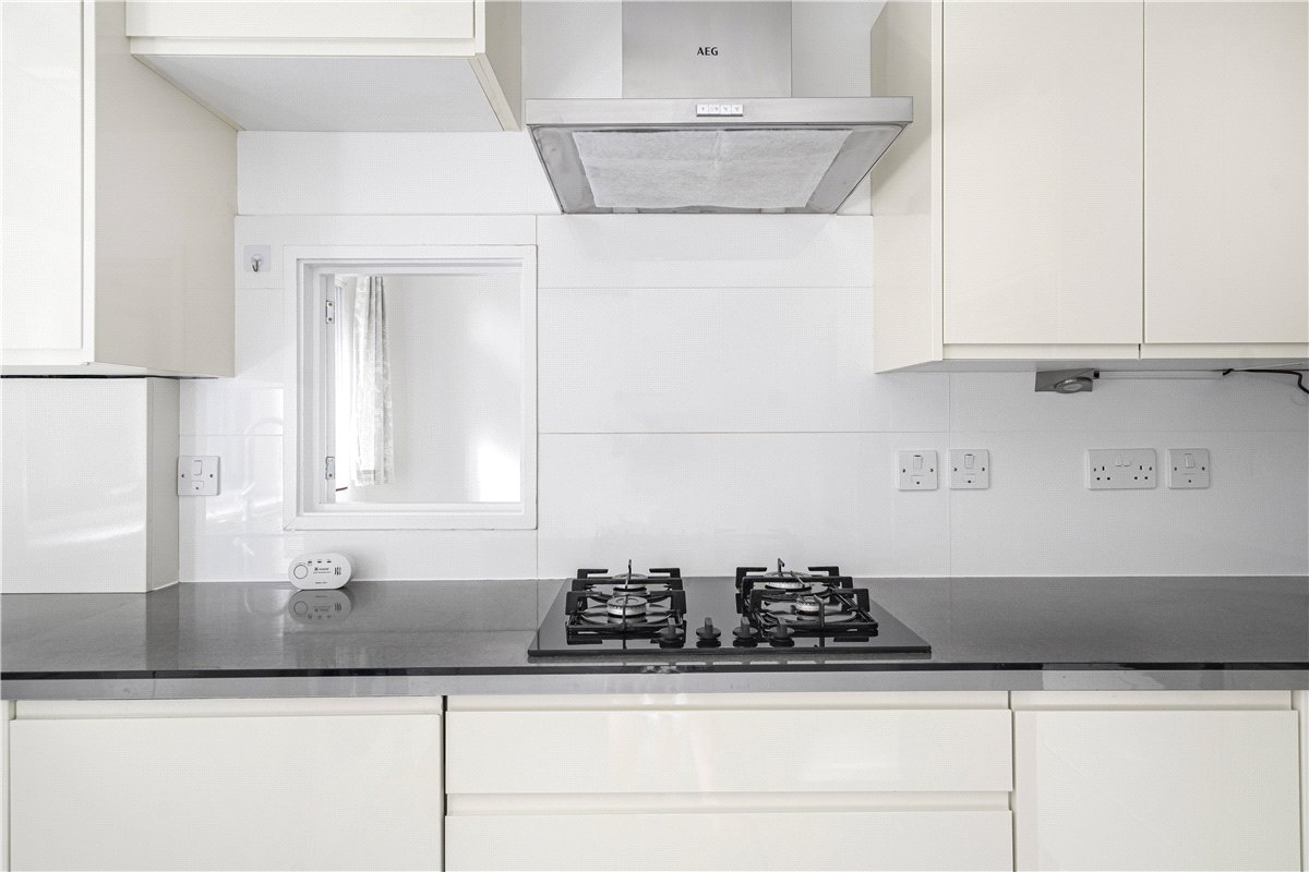 2 bedroom Flat, Middle Way, Oxford, OX2 - Available, Image 2
