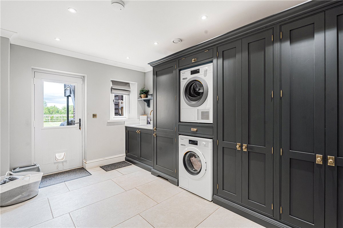 6 bedroom House, Lower End, Alvescot, OX18 - Available, Image 16