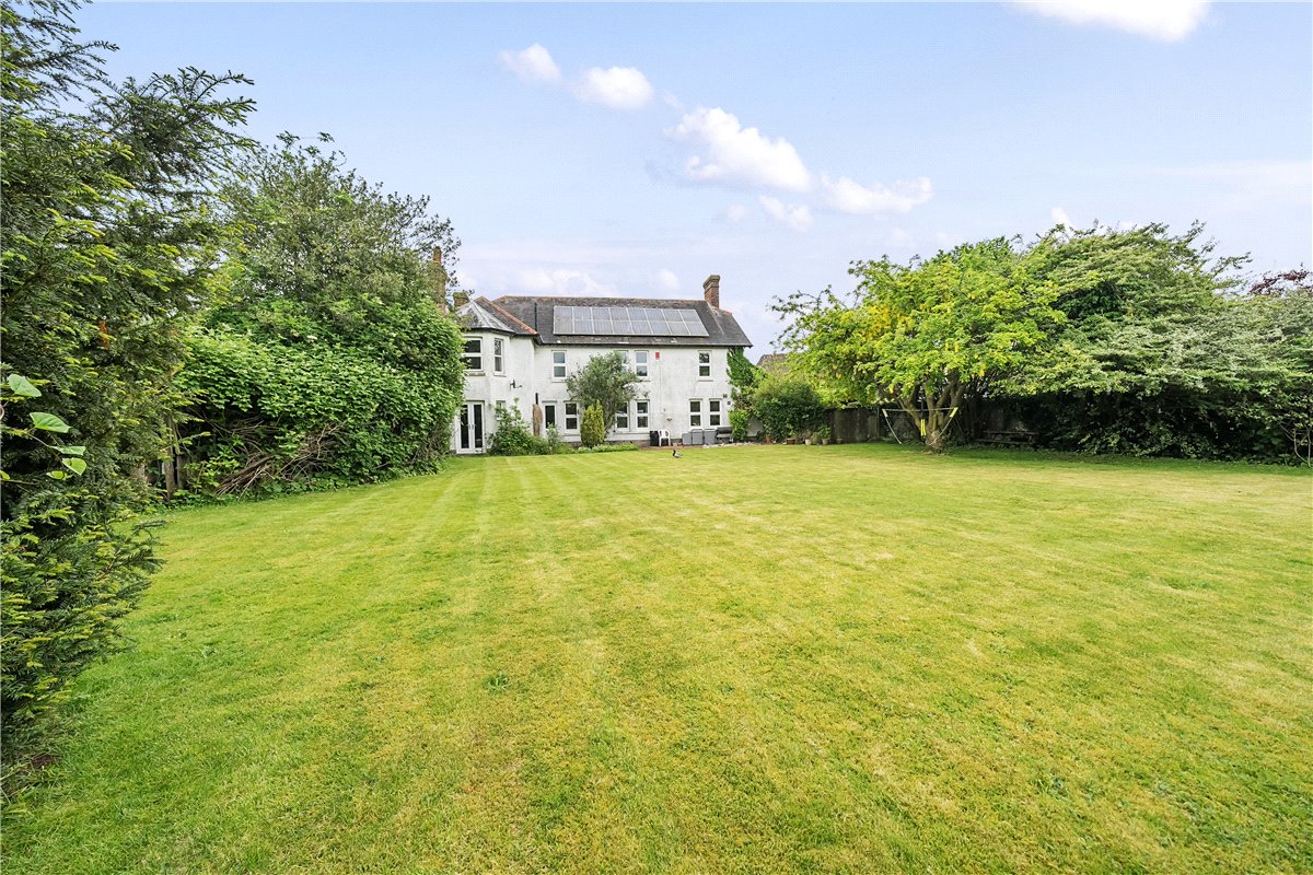 6 bedroom House, St. Mary Bourne, Andover, SP11 - Sold