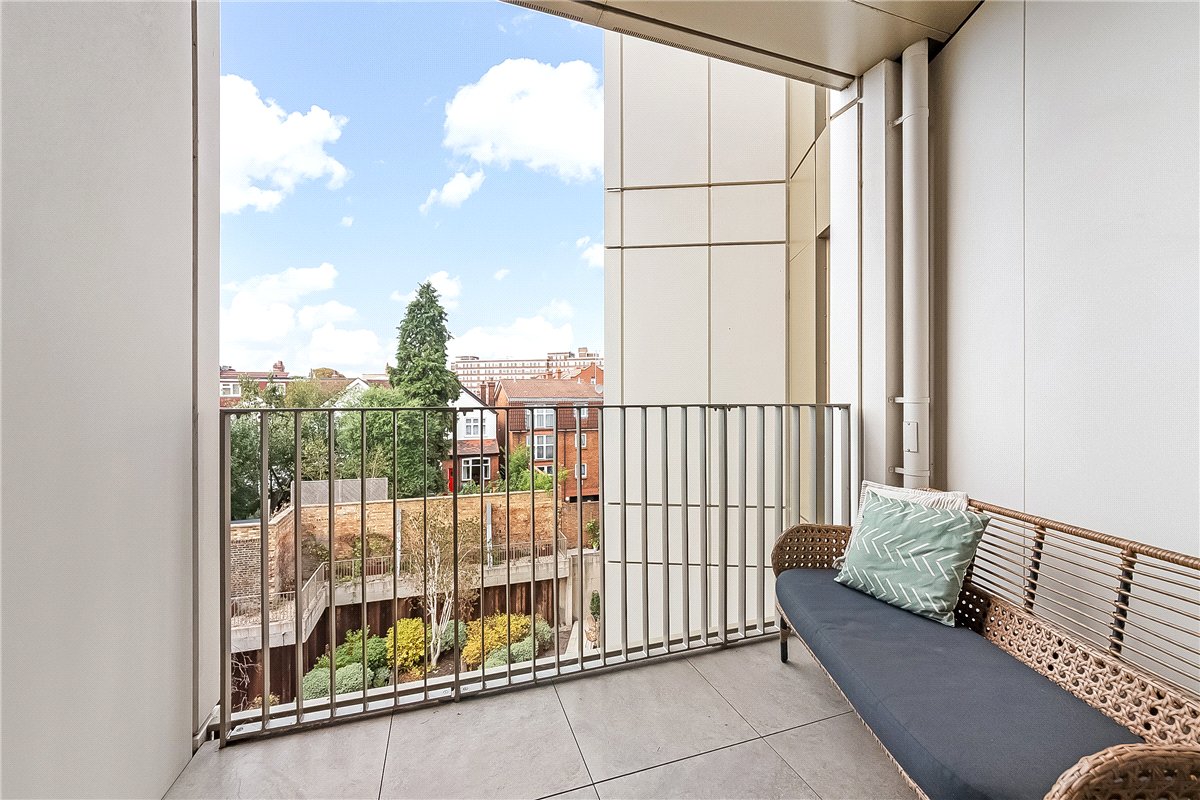 1 bedroom Flat, Tramyard Apartments, 266, SW17 - Available, Image 1