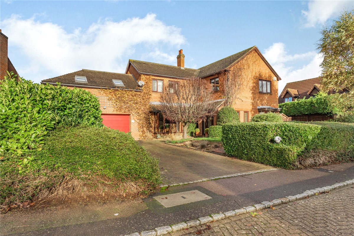 5 bedroom House, Hudson Drive, West Hunsbury, NN4 - Sold