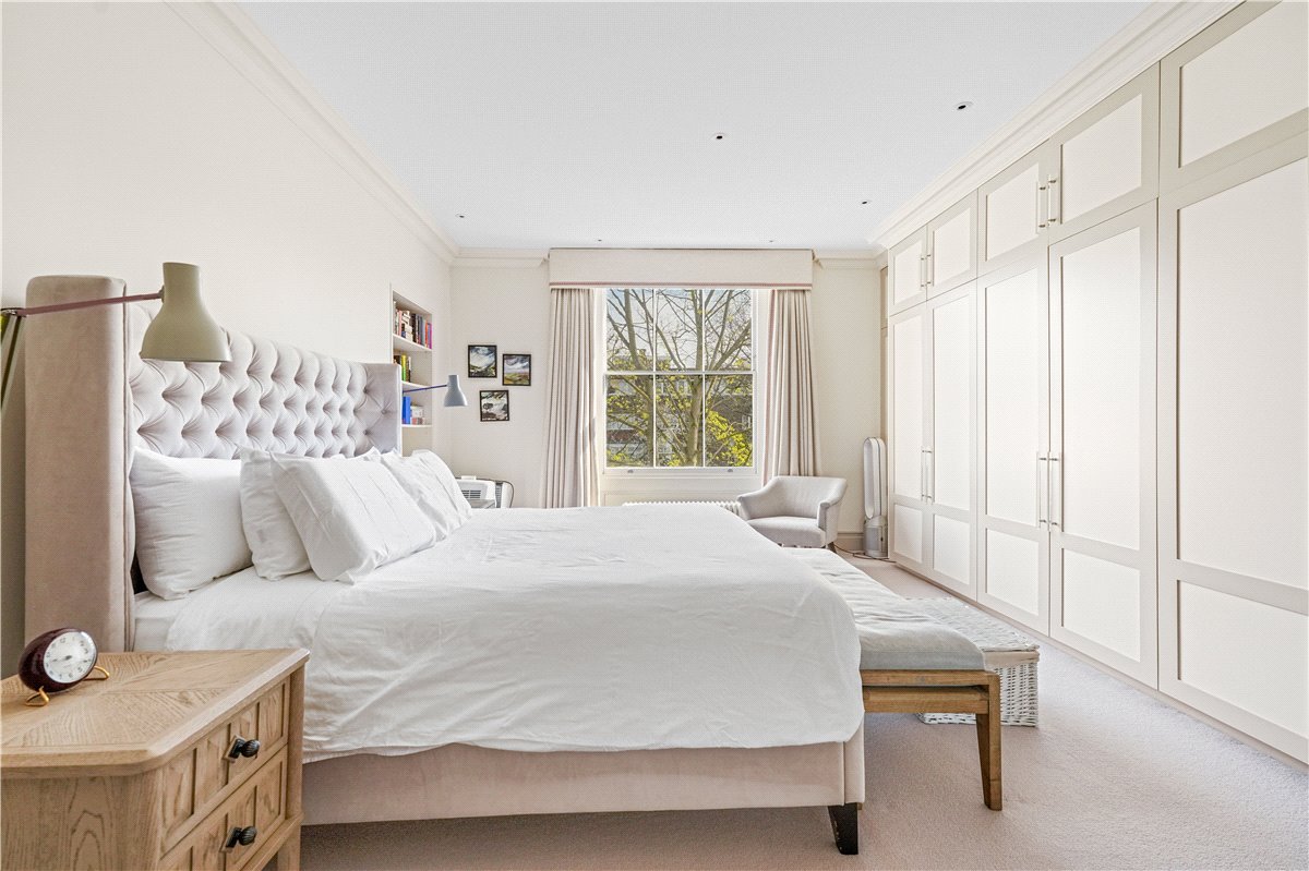 3 bedroom Flat, Addison Road, Holland Park, W14 - Available, Image 16