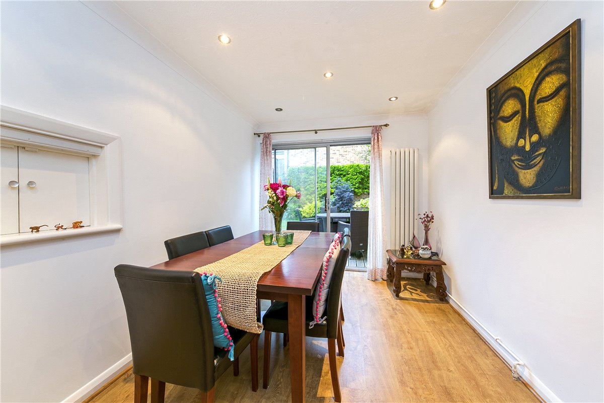 4 bedroom House, Thamesgate Close, Richmond, TW10 - Available, Image 2
