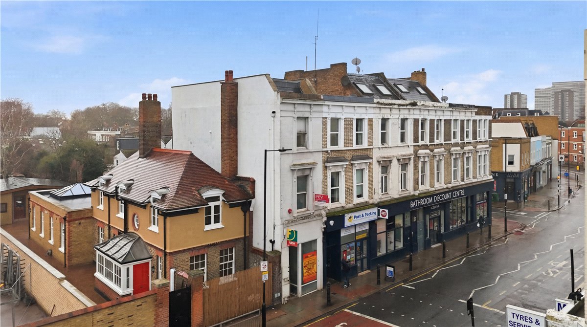 2 bedroom Flat, Munster Road, London, SW6 - Sold, Image 3