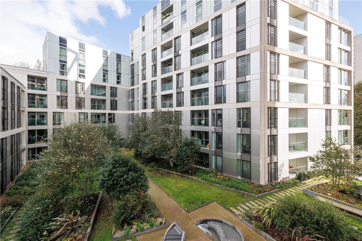 1 bedroom Flat, Buckhold Road, London, SW18 - Sold, Image 1
