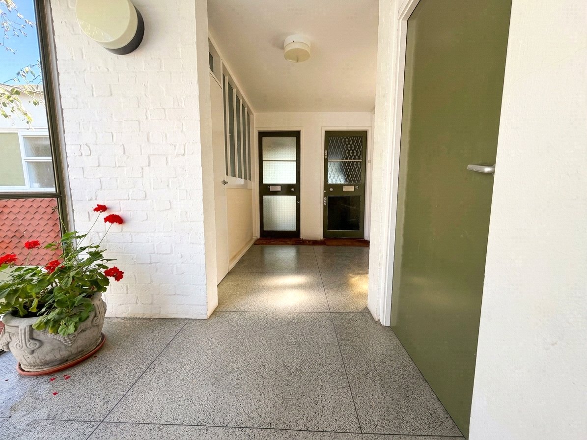 2 bedroom Flat, Parkleys, Richmond, TW10 - Available, Image 2