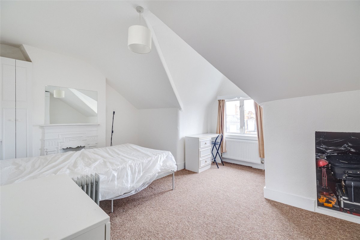 3 bedroom Flat, Royal Parade, Dawes Road, SW6 - , Image 2