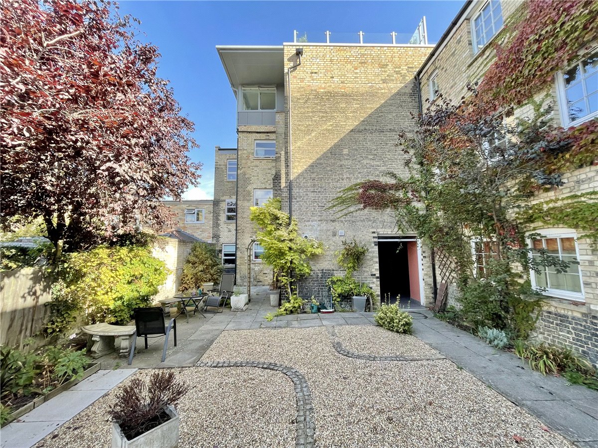 2 bedroom Flat, Paradise Street, Cambridge, CB1 - Available