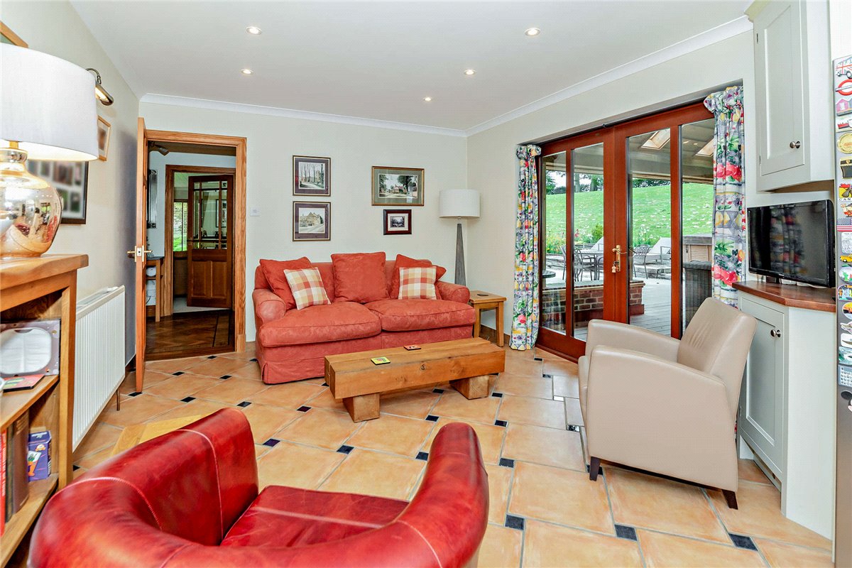 6 bedroom House, The Maltings, West Ilsley, RG20 - Available, Image 13