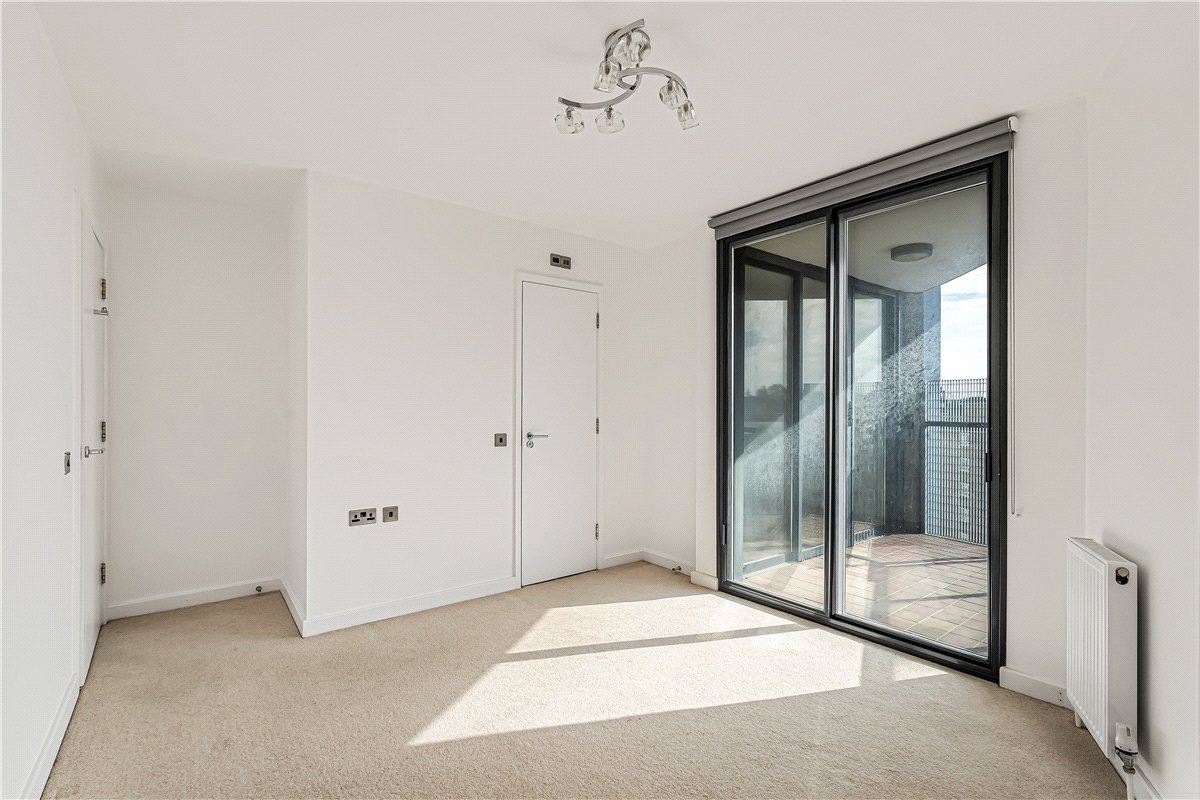 2 bedroom Flat, Park Village East, London, NW1 - Available, Image 6