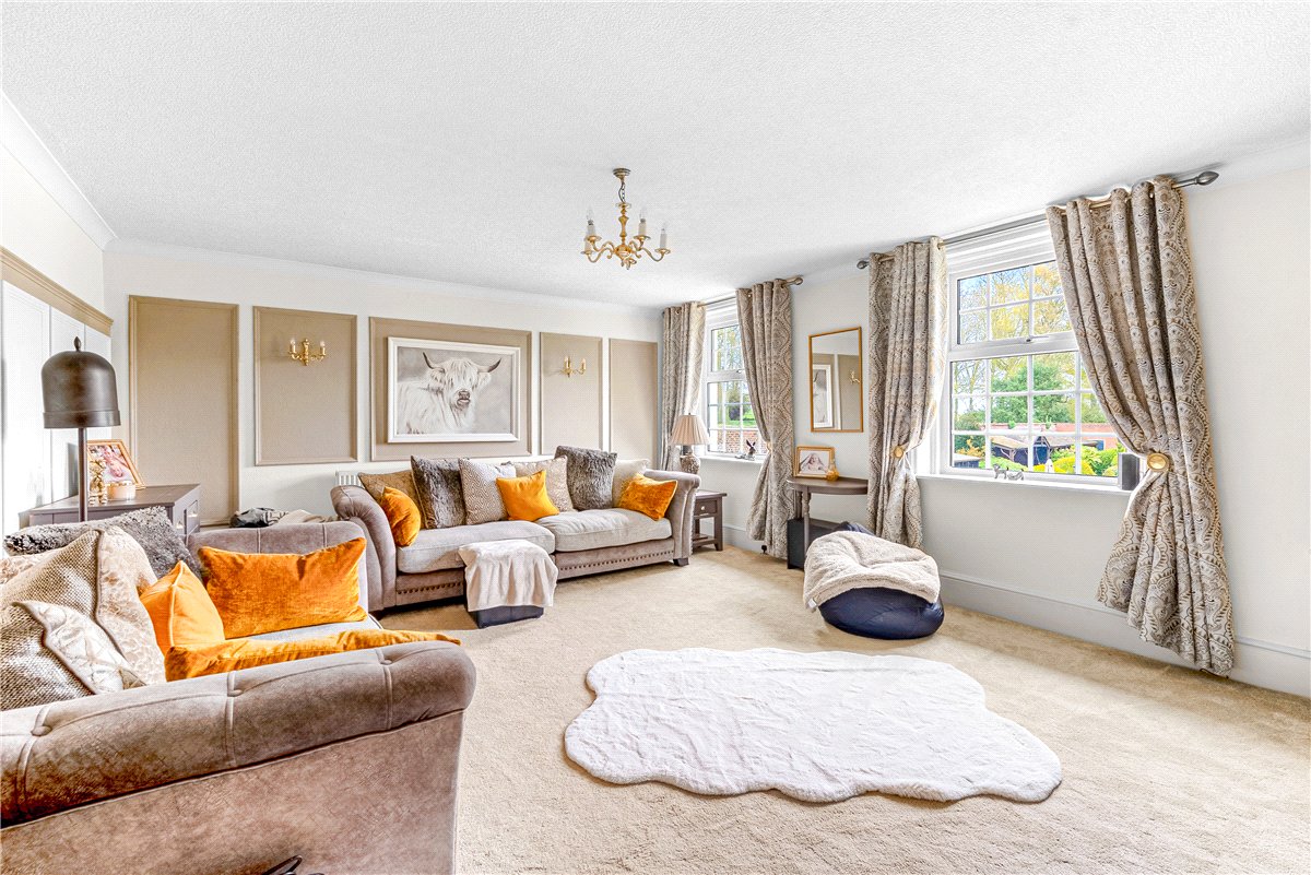 18 bedroom House, Wold Road, Nafferton, YO25 - Available, Image 34