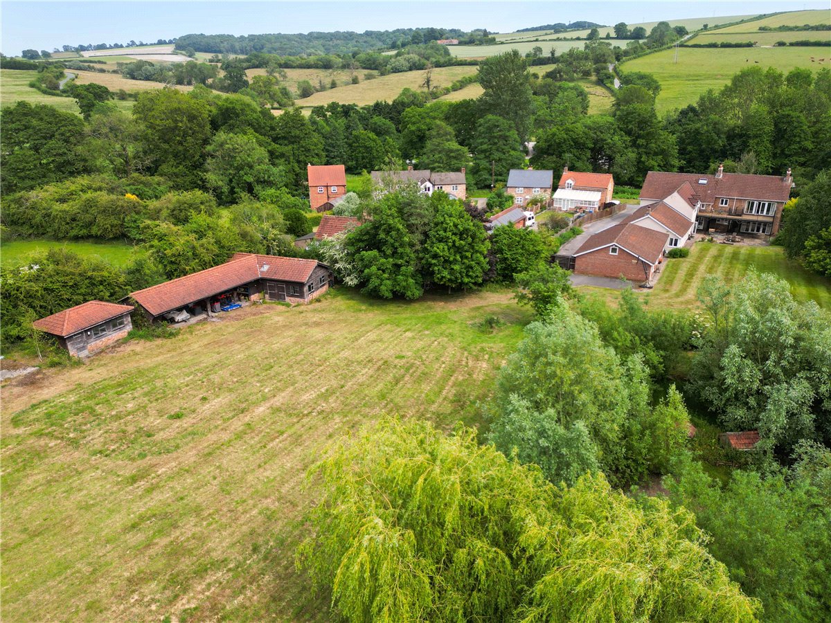 5 bedroom House, Nunburnholme, York, YO42 - Sold, Image 2