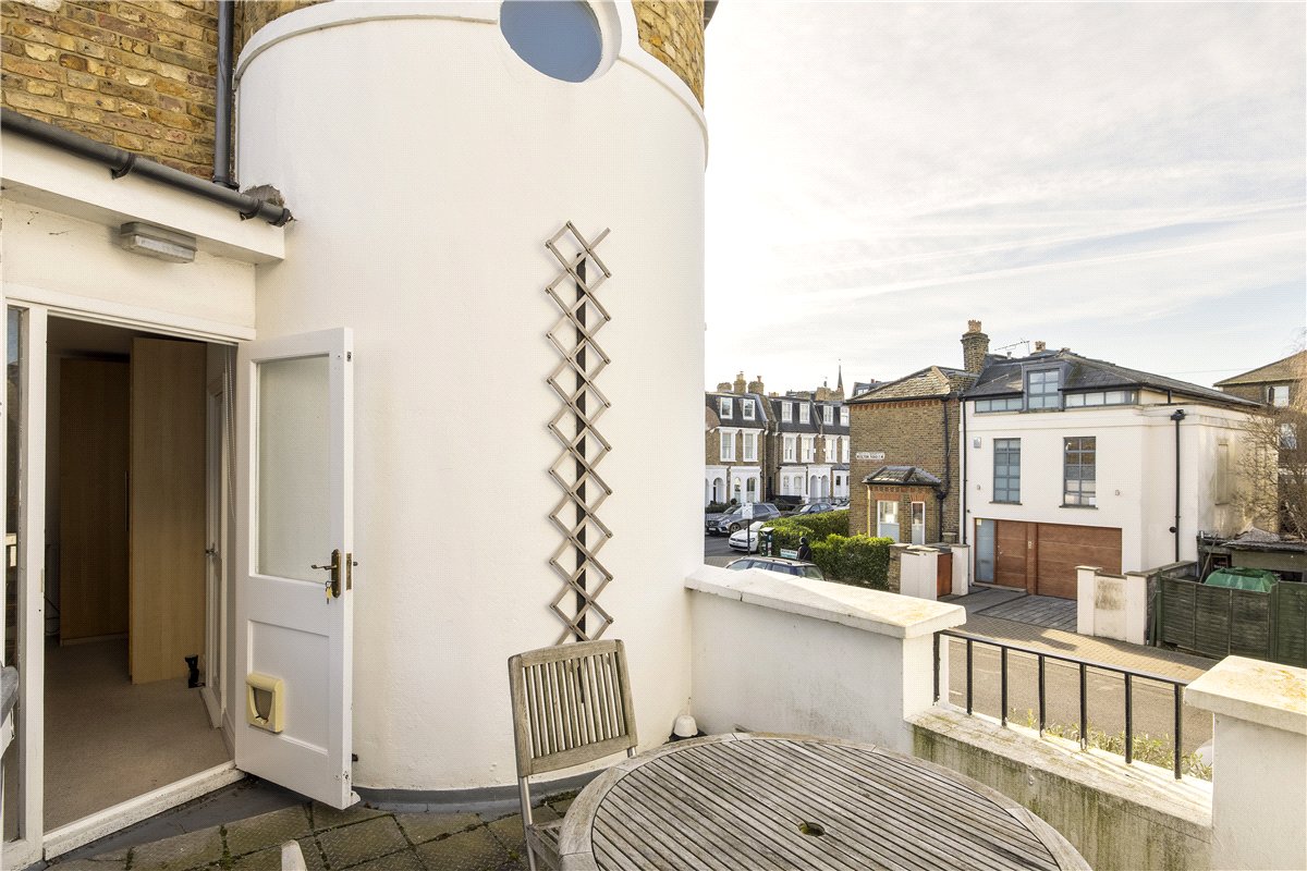 2 bedroom House, Wiseton Road, Wandsworth, SW17 - Available, Image 6