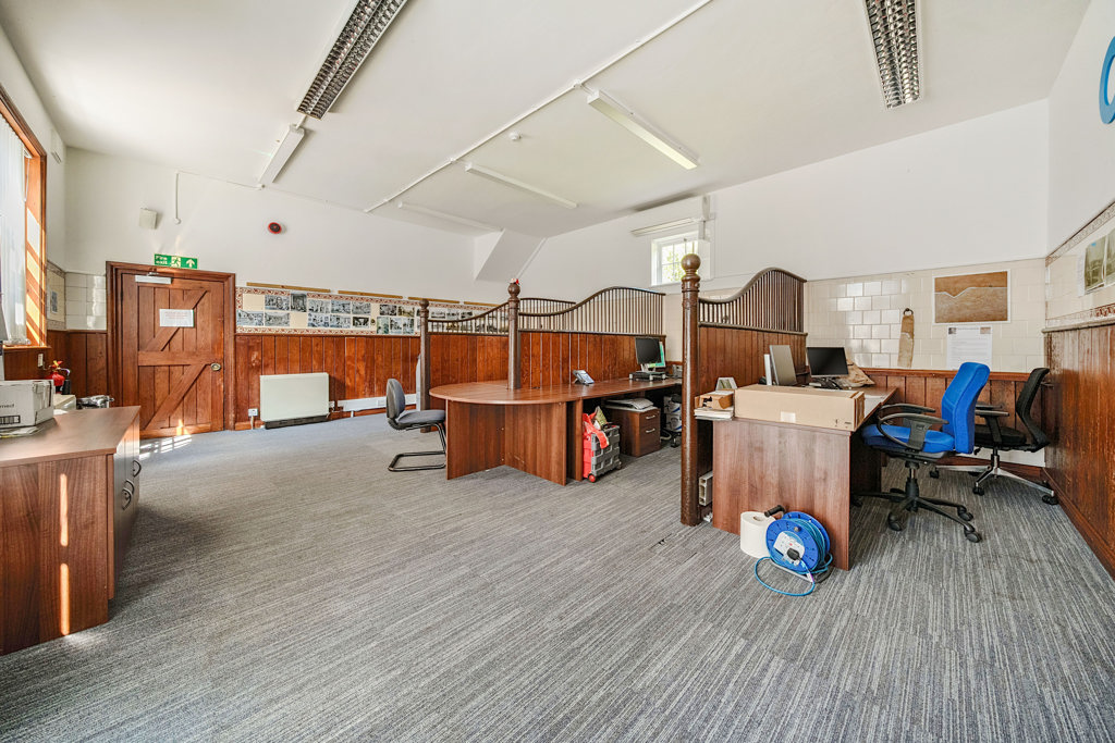 2271 Sq Ft, Unit 1 The Stabes, Hertford, SG14 - Available