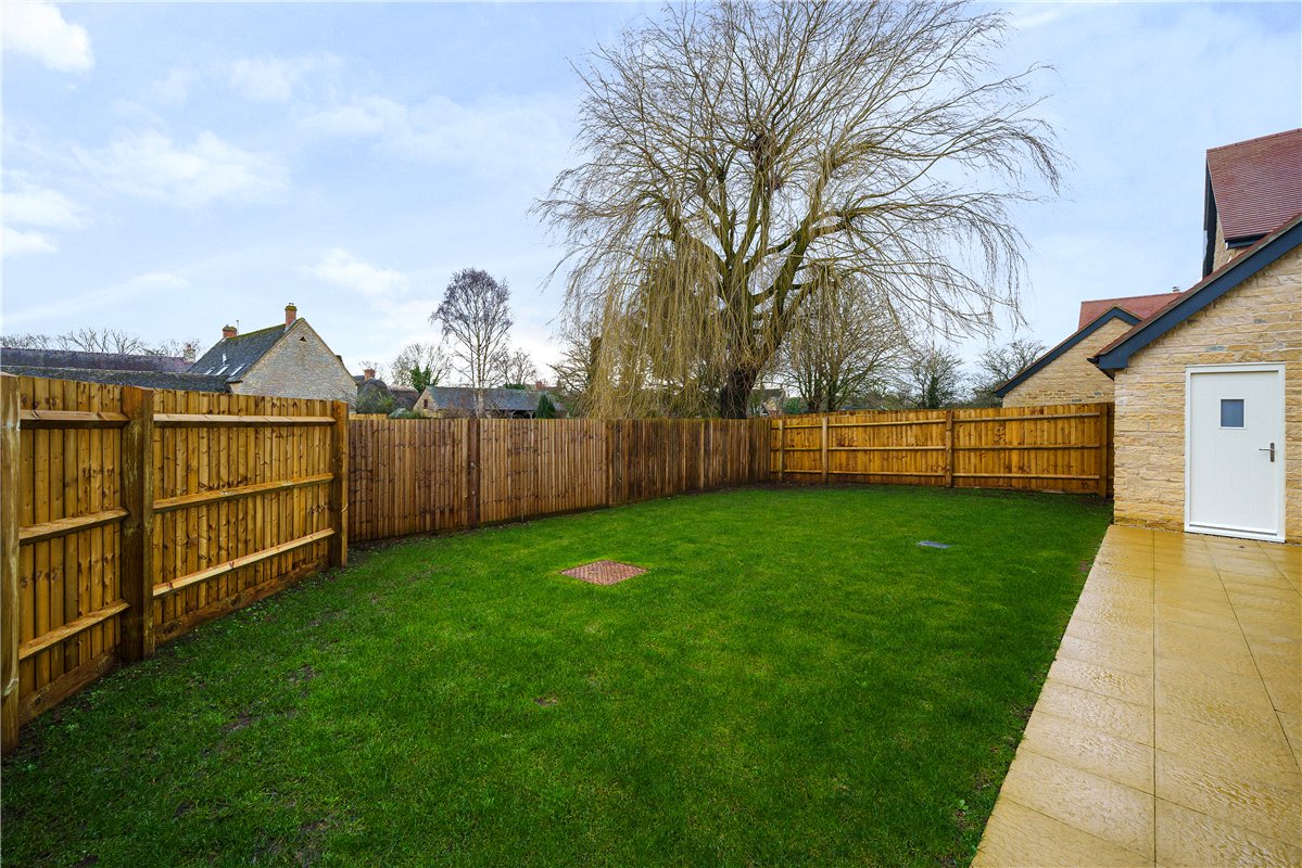 4 bedroom House, Southfields, Weston-on-the-Green, OX25 - Sold, Image 19