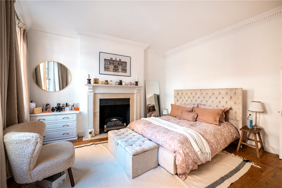 1 bedroom House, Hays Mews, Mayfair, W1J - Available, Image 3