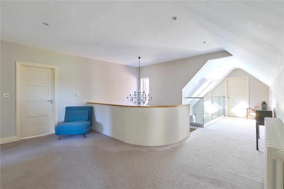 5 bedroom House, Centre Drive, Newmarket, CB8 - Sold, Image 17