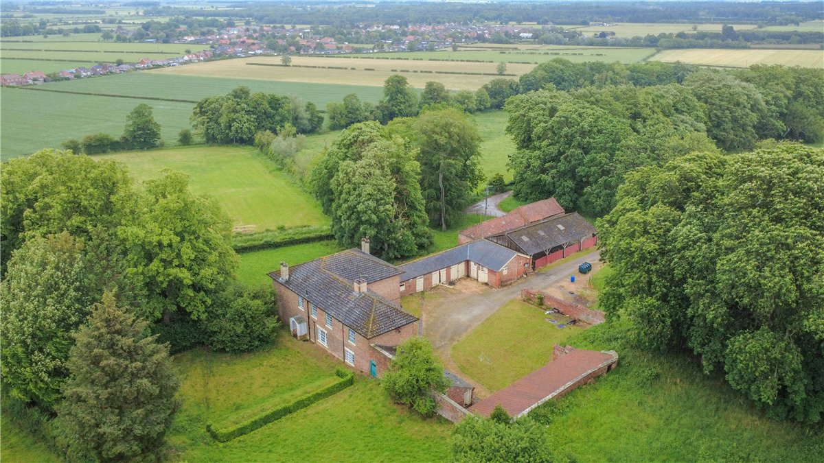   Farm, Bassett House Farm, Thorpe Bassett, YO17 - Available, Image 1
