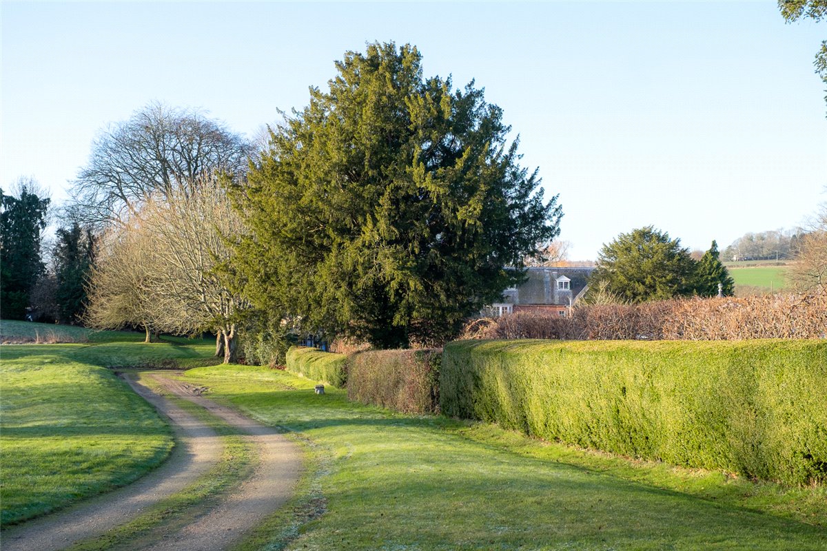 7 bedroom House, Little Bedwyn, Marlborough, SN8 - Available, Image 20