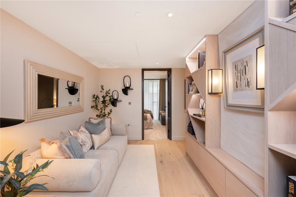 6 bedroom Flat, Waterfront Drive, Chelsea Waterfront, SW10 - Available, Image 8