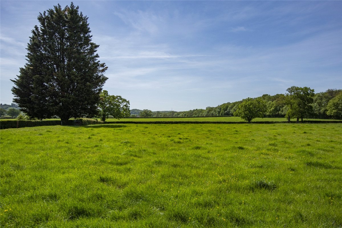 208.5  Farm, Braydon, Swindon, SN5 - Available, Image 10