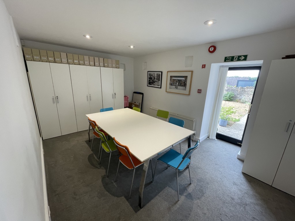 2366 Sq Ft, 2 - 3 The Quadrangle, Woodstock, OX20 - Available, Image 4