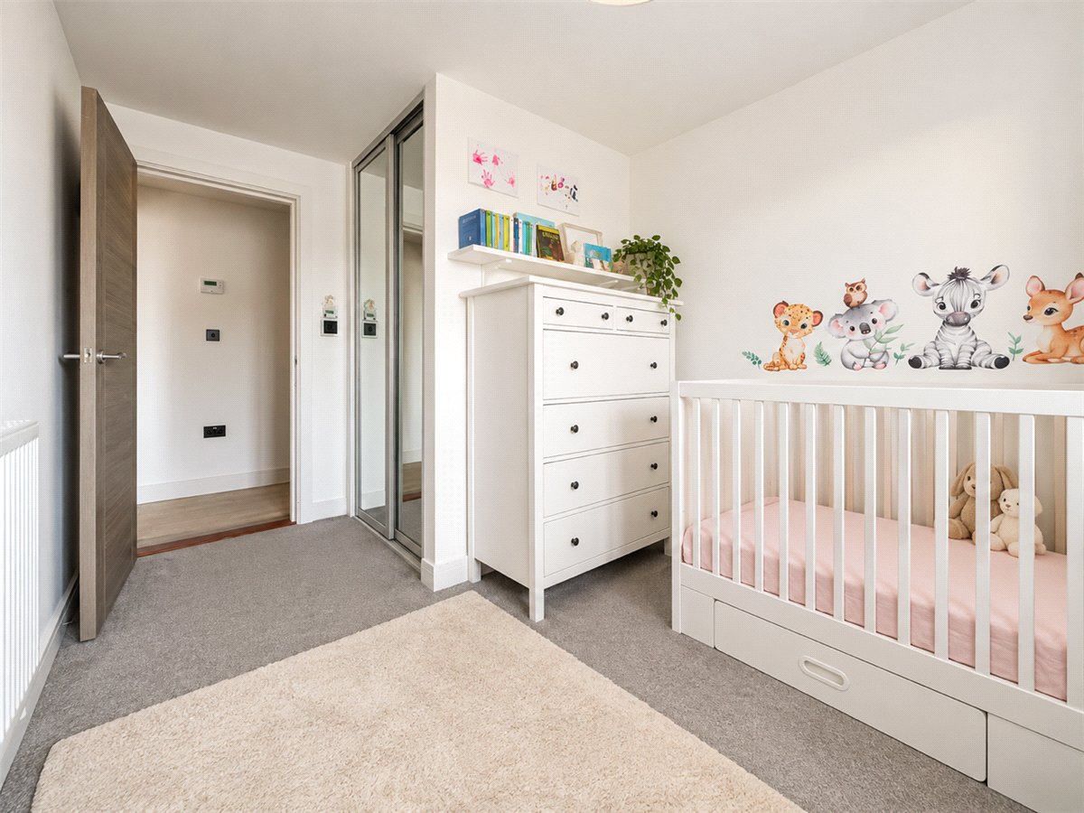 2 bedroom Flat, New Lane, Havant, PO9 - , Image 6