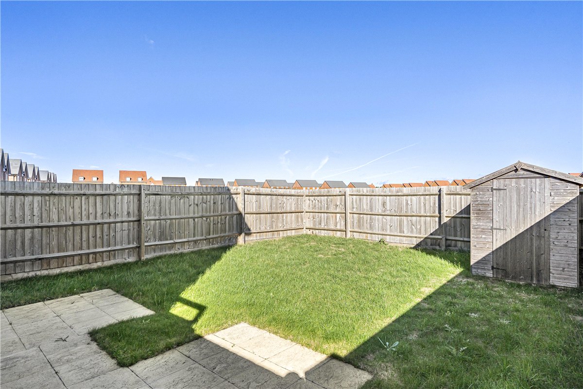 3 bedroom House, Sparrowhawk Crescent, Wootton, NN4 - Let Agreed, Image 14