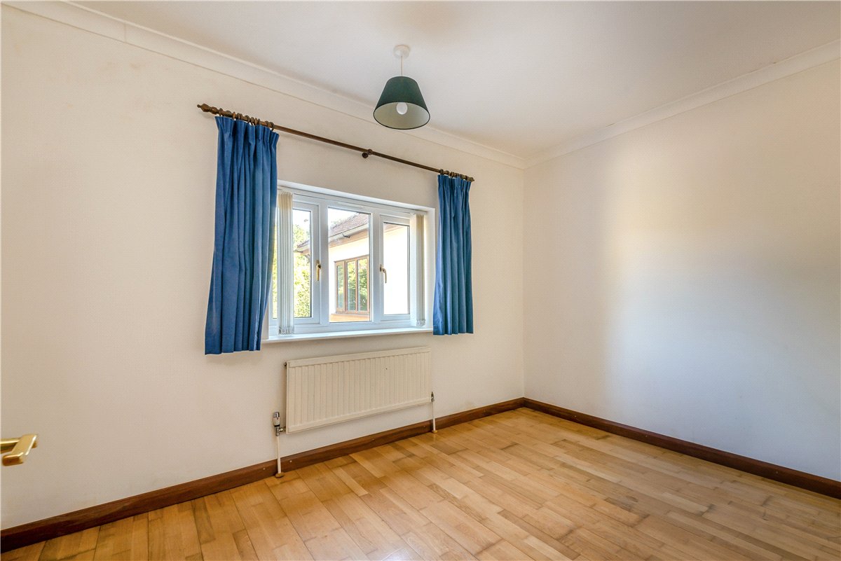 4 bedroom House, Stoney Lane, Weeke, SO22 - Available, Image 7