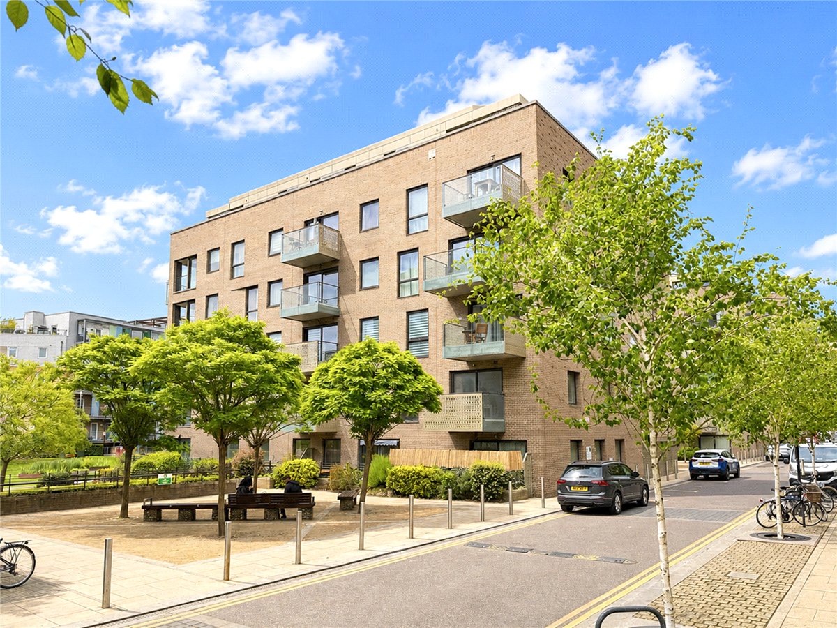 2 bedroom Flat, Mill Park, Cambridge, CB1 - Available, Image 8