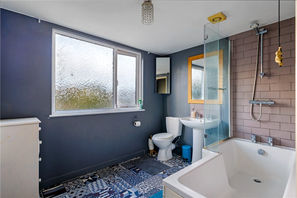 4 bedroom House, Pipers Piece, Herd Street, SN8 - Available, Image 18