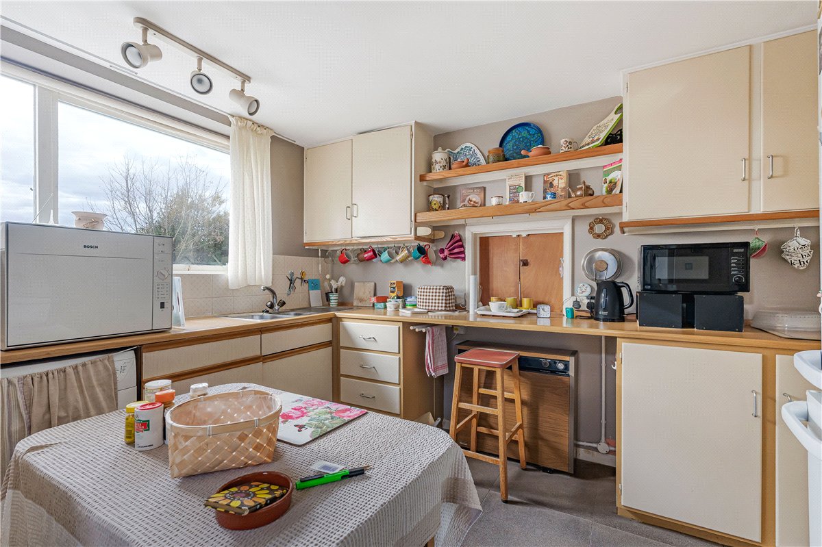 3 bedroom Bungalow, Priory Close, Horton-cum-Studley, OX33 - Available, Image 12