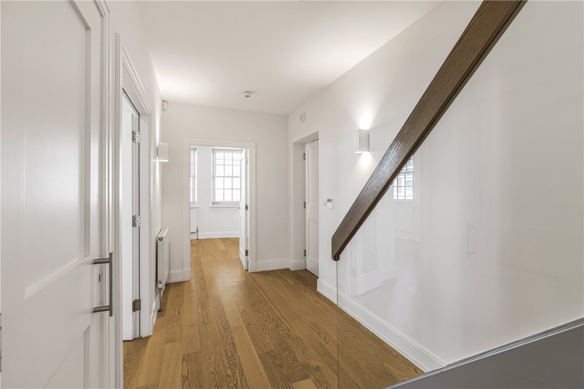 3 bedroom Maisonette, Devonshire Street, Marylebone, W1G - Available, Image 5