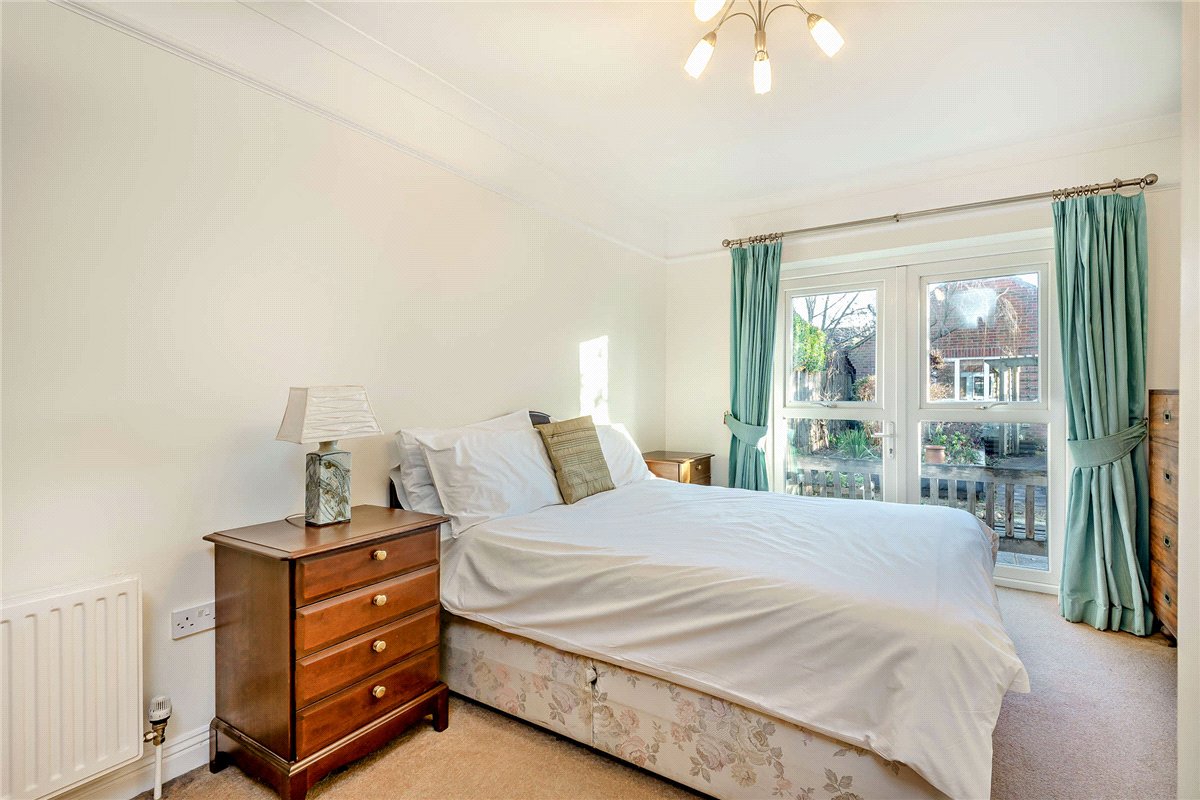 2 bedroom Bungalow, Enborne Road, Newbury, RG14 - Sold STC, Image 8
