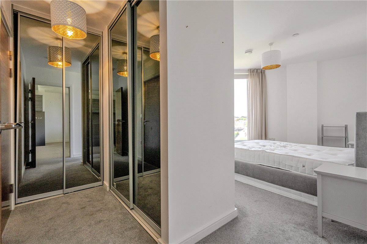 2 bedroom Flat, Victoria Bridge Road, Bath, BA2 - , Image 7