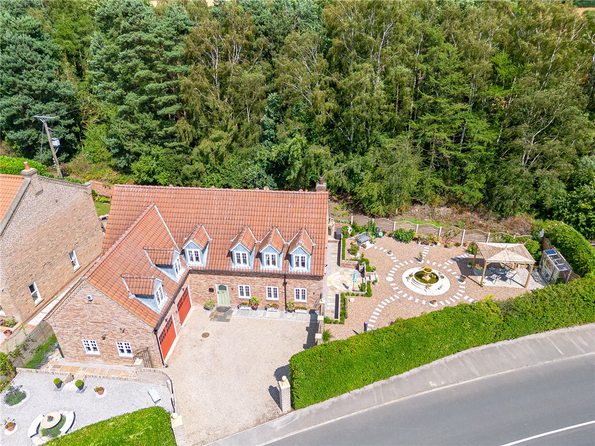 6 bedroom House, Selby Road, Riccall, YO19 - Available, Image 23