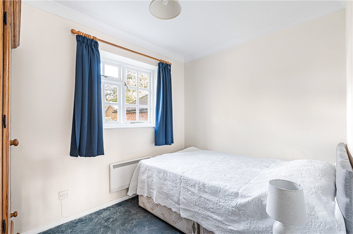 2 bedroom House, Avon Place, River Street, SN9 - Available, Image 5