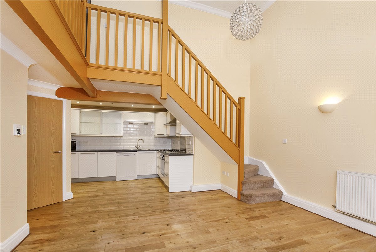 2 bedroom Maisonette, Churchside, Howden, DN14 - , Image 3