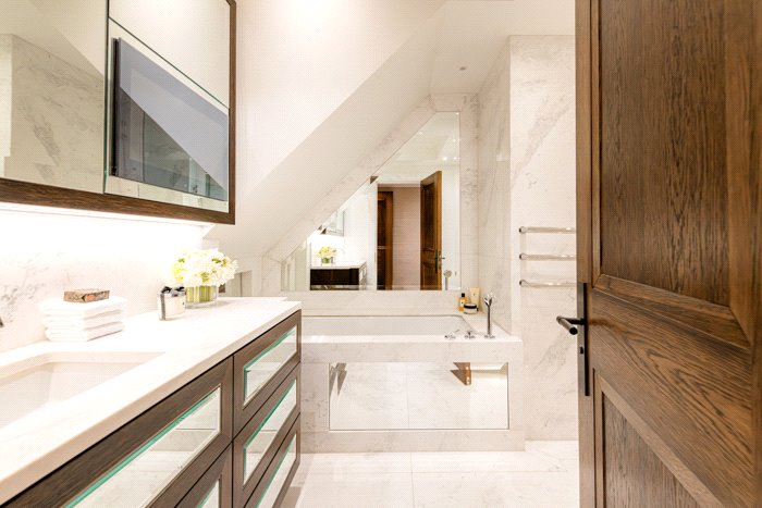 3 bedroom Flat, Prince of Wales Terrace, London, W8 - Available, Image 10