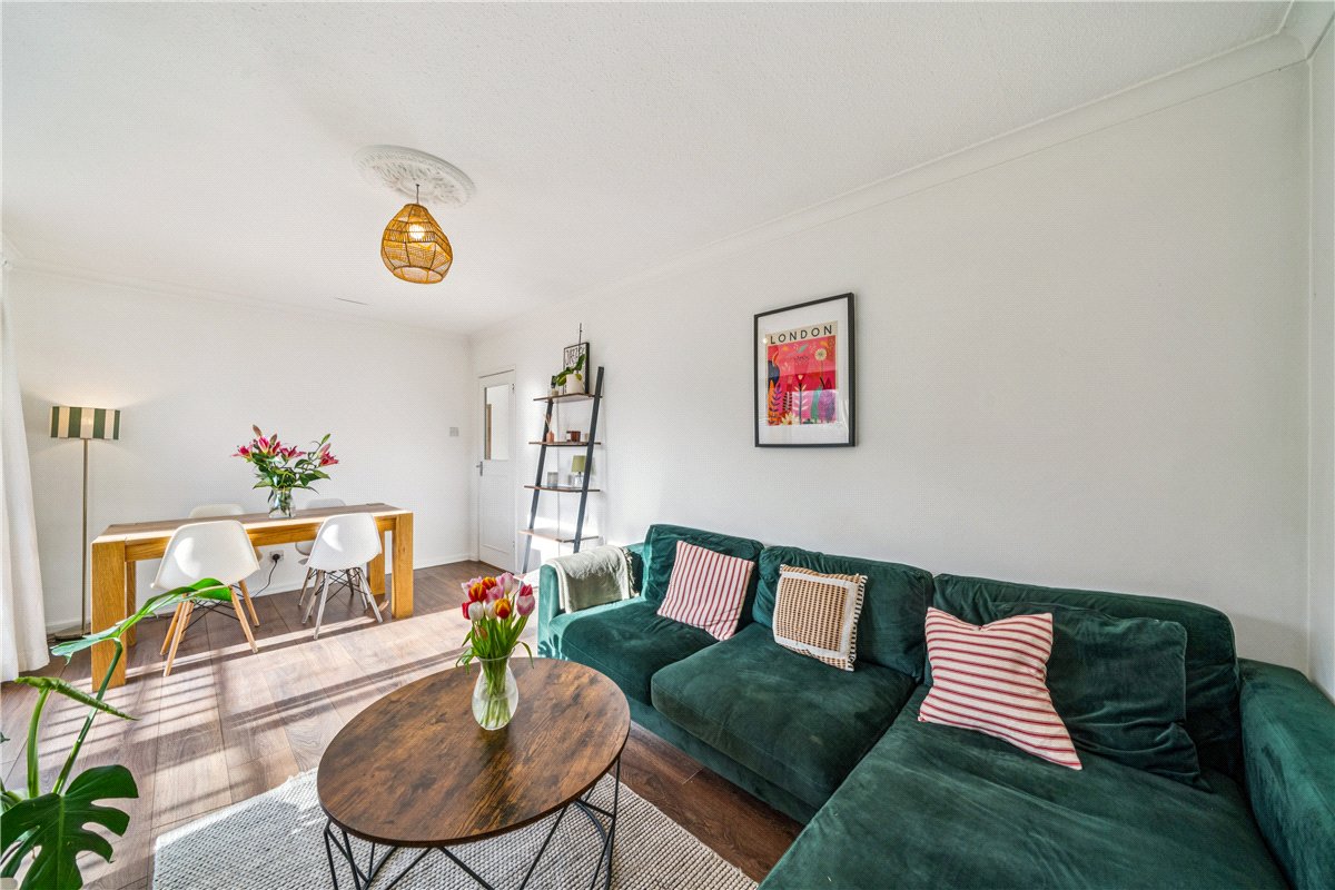 2 bedroom Flat, Mayford Close, London, SW12 - Sold STC, Image 4
