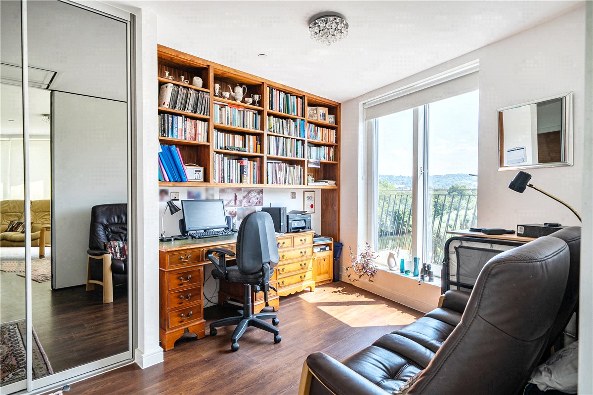 2 bedroom Flat, Victoria Bridge Road, Bath, BA2 - Available, Image 5