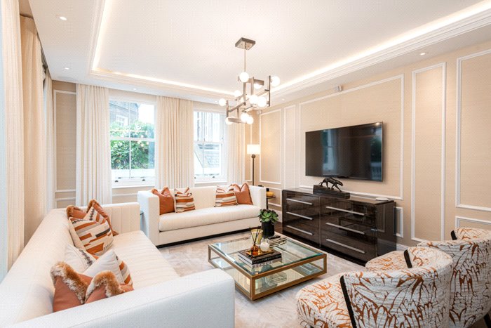3 bedroom Flat, Prince of Wales Terrace, London, W8 - Available