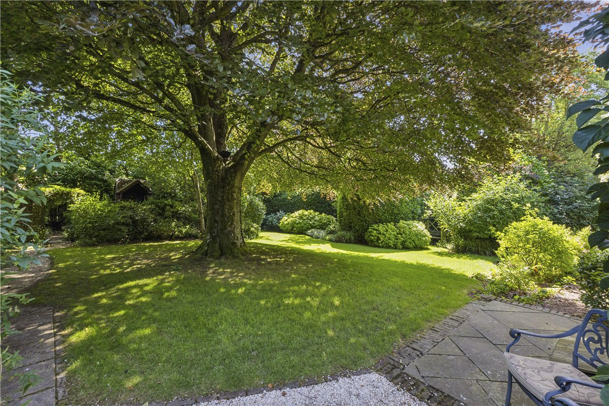 5 bedroom House, Leaze Road, Marlborough, SN8 - Available, Image 24