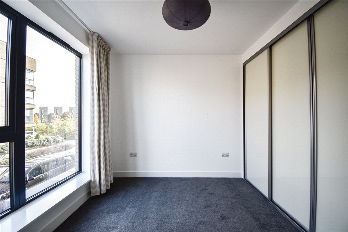 3 bedroom House, Whittle Avenue, Trumpington, CB2 - , Image 2