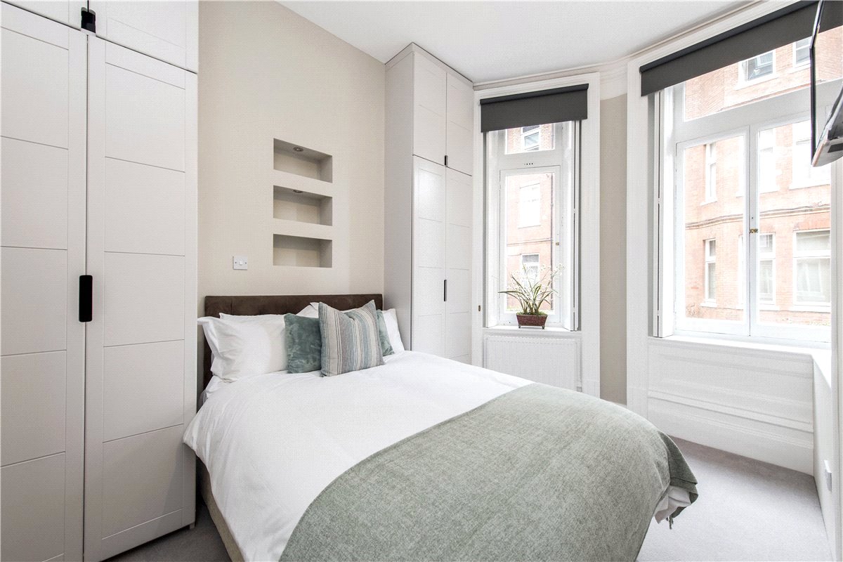 0 bedroom Flat, Pont Street, Knightsbridge, SW1X - Available, Image 4