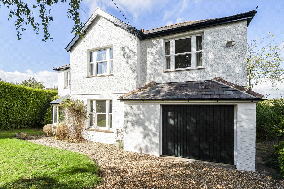 4 bedroom House, High Street, Manton, SN8 - Available