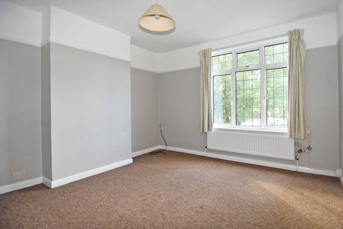 1 bedroom Flat, Richmond Road, Kingston upon Thames, KT2 - Let Agreed, Image 2