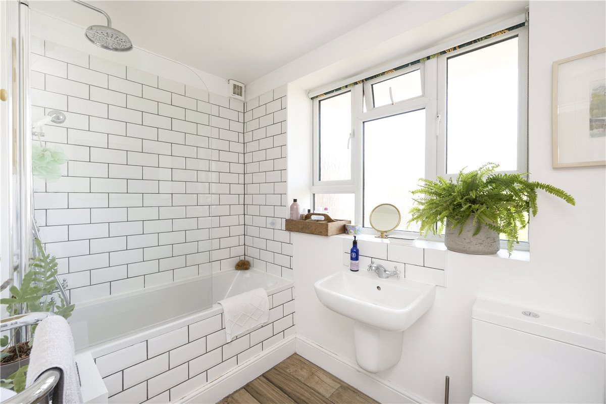3 bedroom Maisonette, Sarsfeld Road, London, SW12 - Sold, Image 5